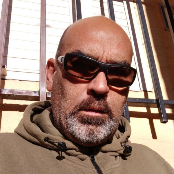 David G., 49 años