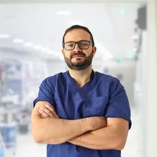 Dr. Julián Cano P., Nutricionista Clínico y Metabolismo